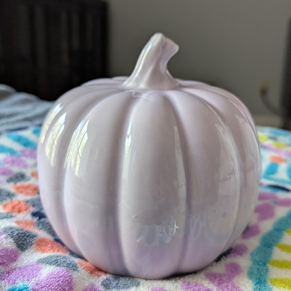Kirkland 2 Ceramic Light Up Pumpkins - Picture 4 of 8